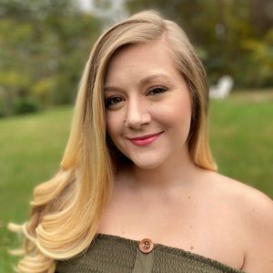 Meet your Posher, Ashlyn